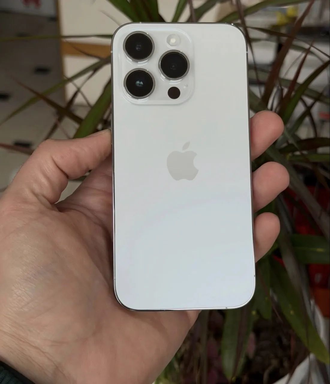 iPhone 14 Pro semi novo 