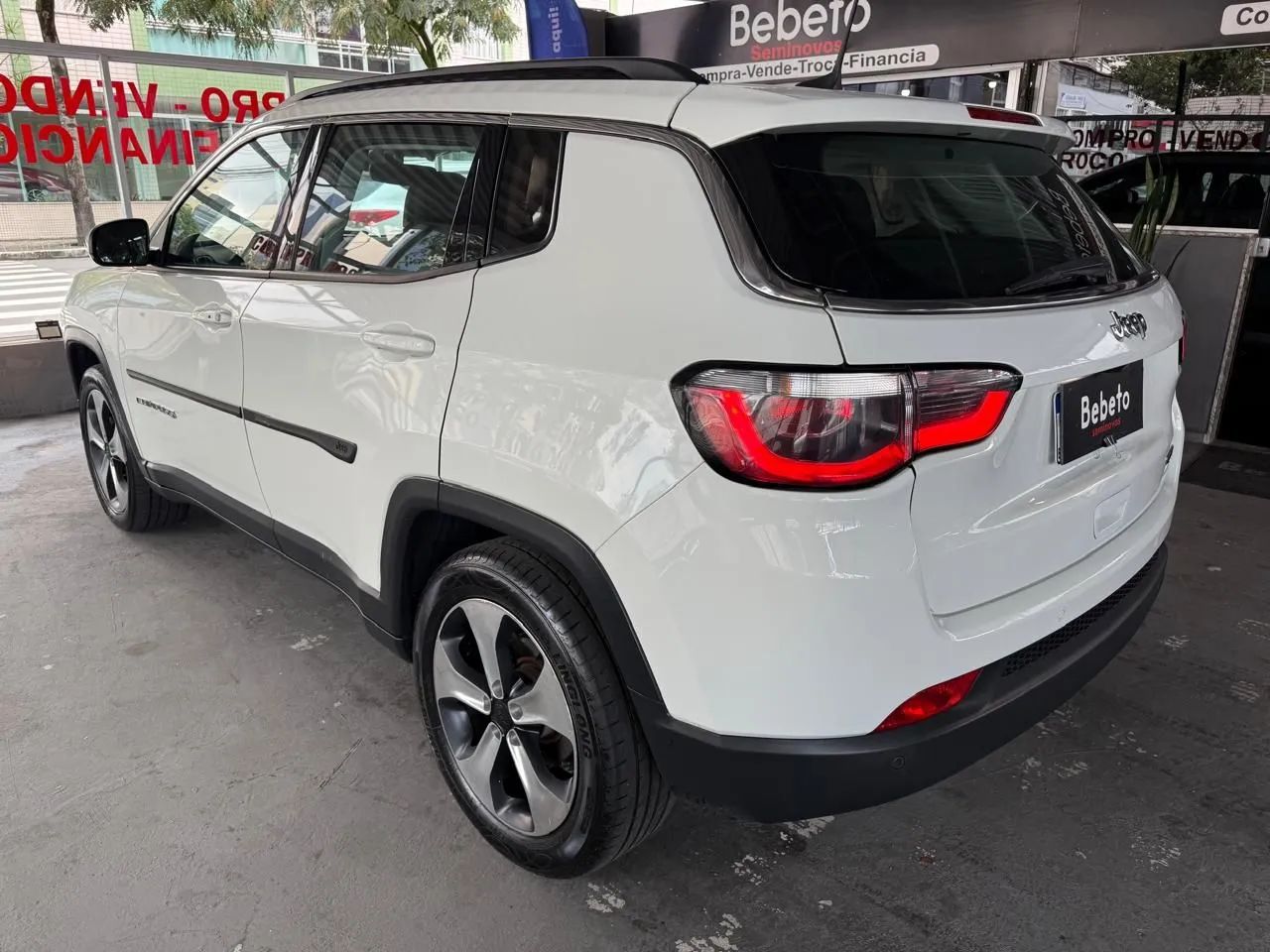 Jeep Compass Longitude 2.0 4X2 Flex 16V Aut. 2018 - Foto 5