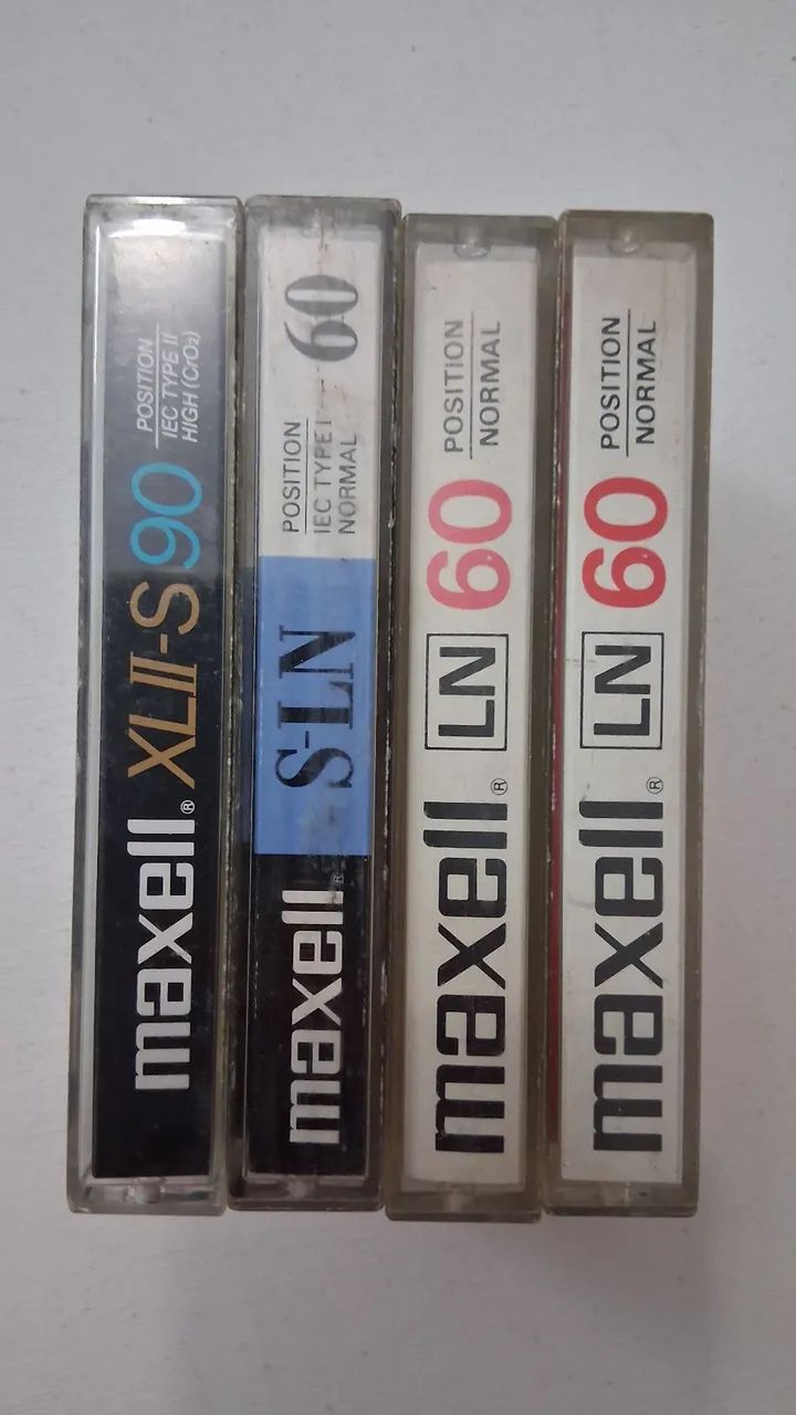 4 fitas maxell usadas  - Foto 3
