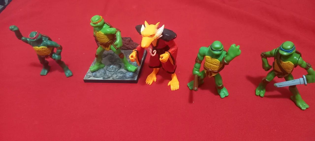 Coleção tartarugas ninjas completa 