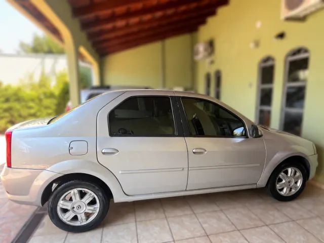 Renault Logan Expression Hi-flex 1.6 16V 4P AUT 2012 - Foto 2
