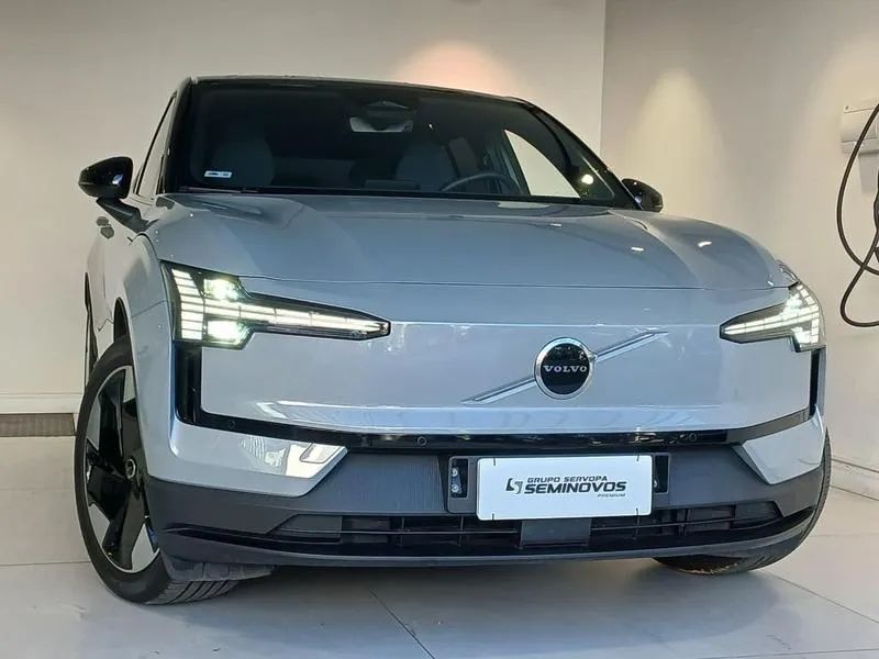 Volvo EX30 E60 Plus (elétrico) 2024 - Foto 4