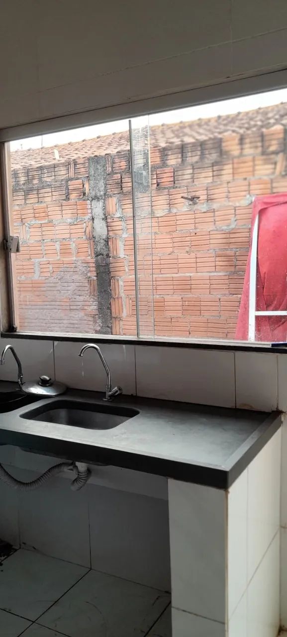 CASA COM 3 QTS E 2 COZINHAS (UMA EXTERNA AZULEJADA) - OPORTUNIDADE! - Foto 4