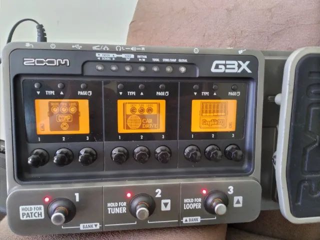 Pedaleira Zoom G3X