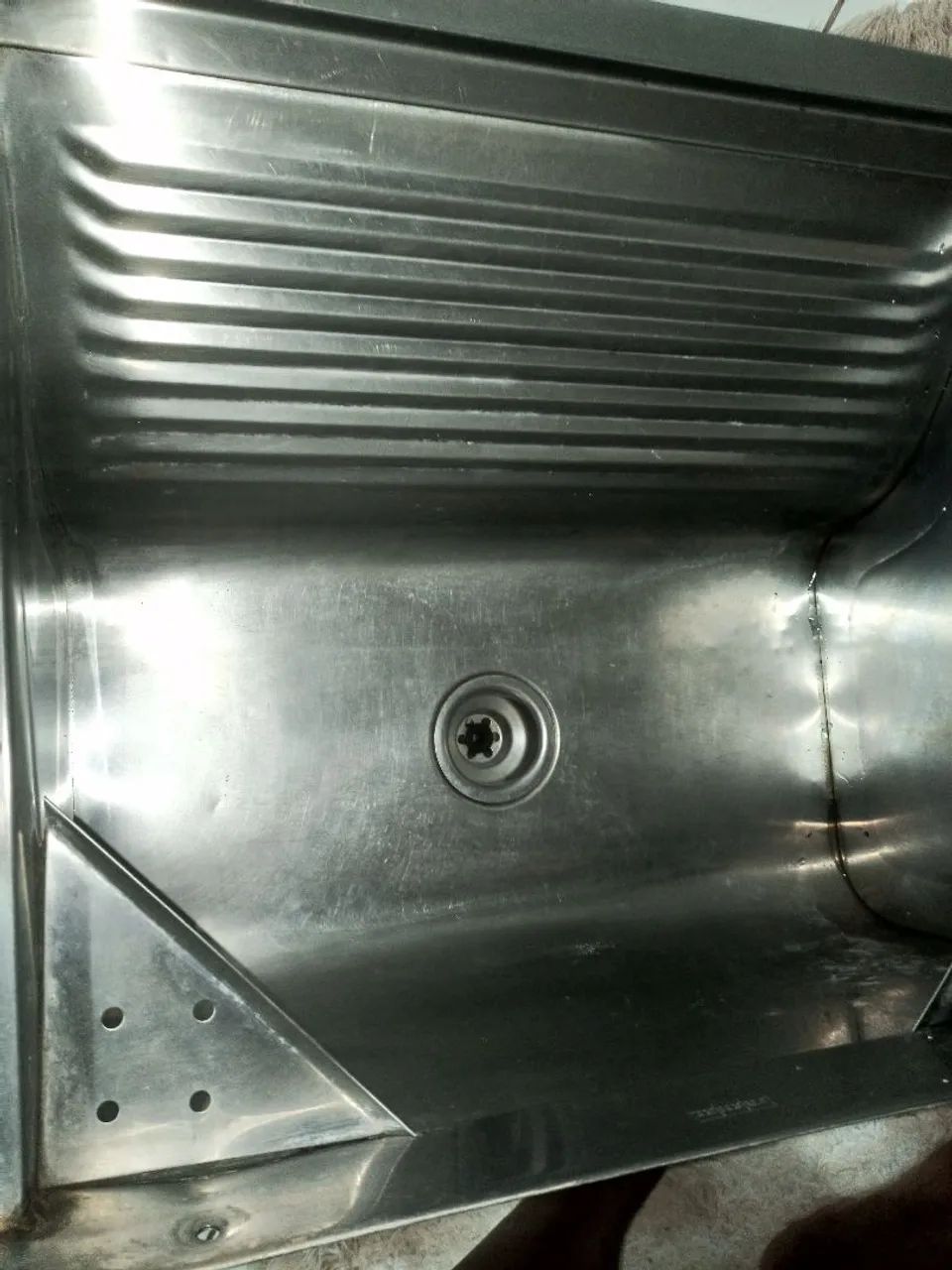 Lavatório de inox 