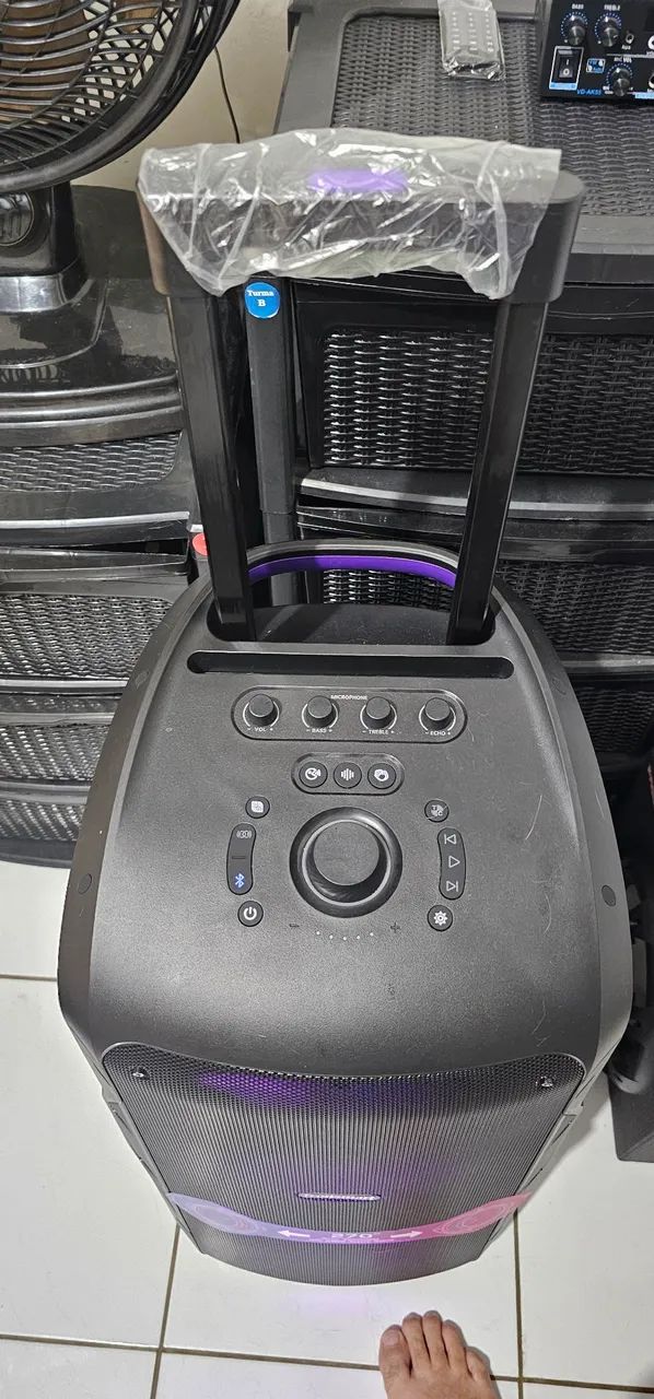 Caixa de som Tronsmart Halo 300. 240W RMS. 20H de bateria. Aberta so para fotos e teste. - Foto 5
