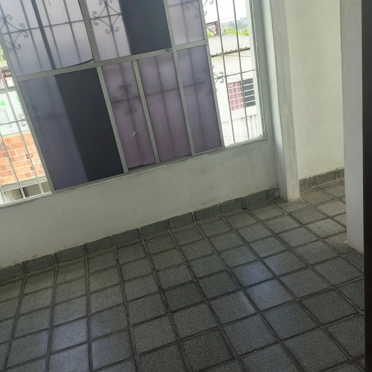 Casa três quartos - Foto 2