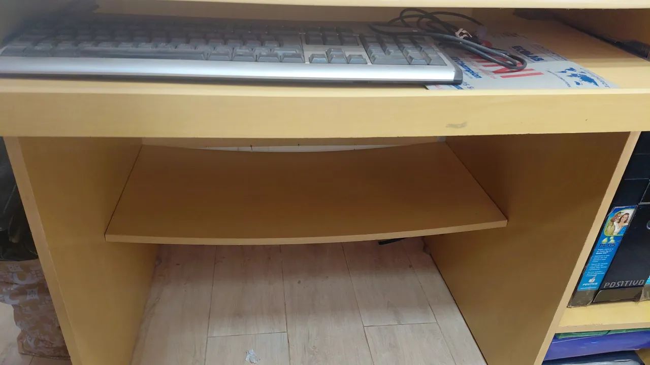 Rack/ Escrivaninha - Foto 2