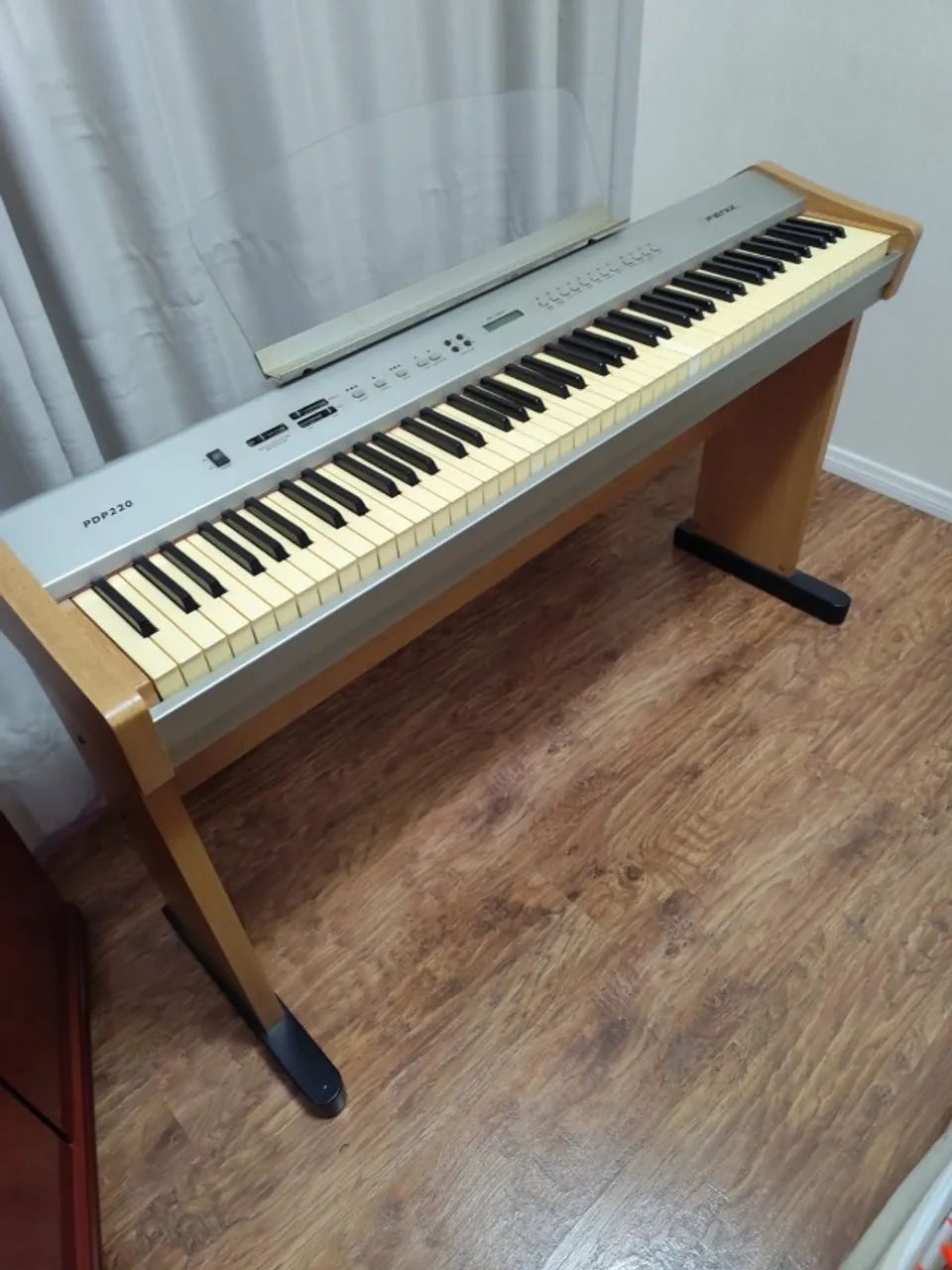 Teclado eletronico FENIX