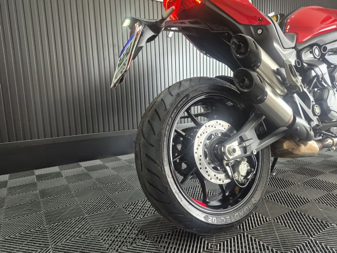 Ducati Monster 937 2022 - Foto 4