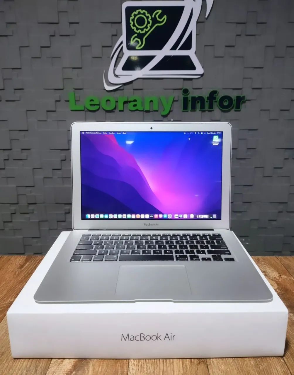 Macbook Air / Core i5 / 8GB RAM / Super Novo / Na Caixa