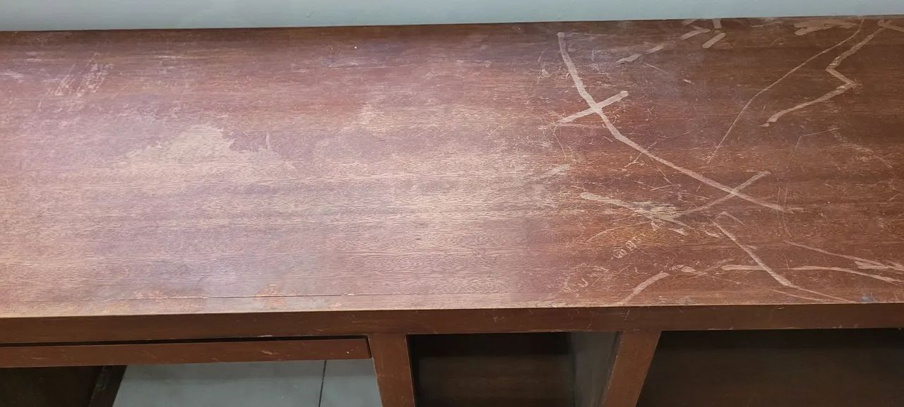 Mesa de Computador em Madeira - Foto 3