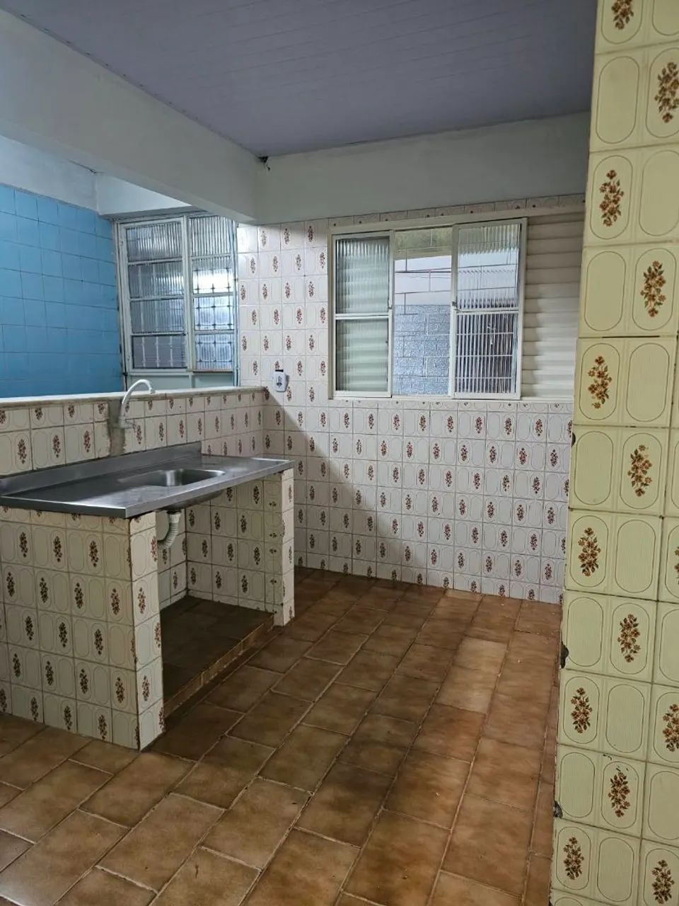 Casa de fundos