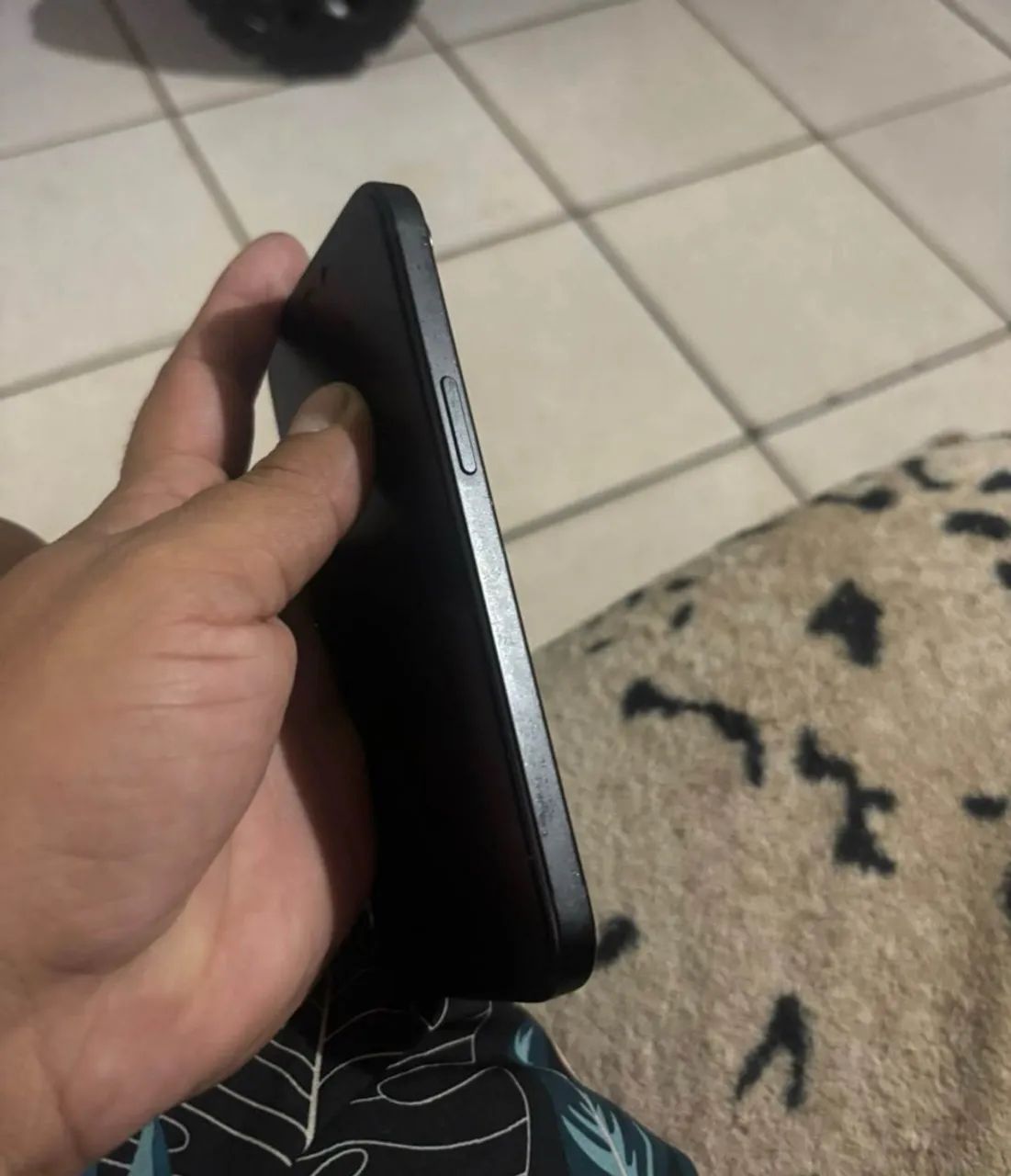 iPhone 15 - retirada de peça 