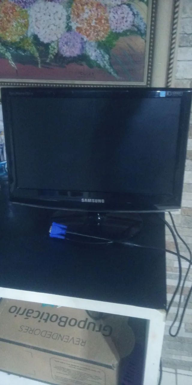 MONITOR SAMSUNG 16 POL. OTIMO