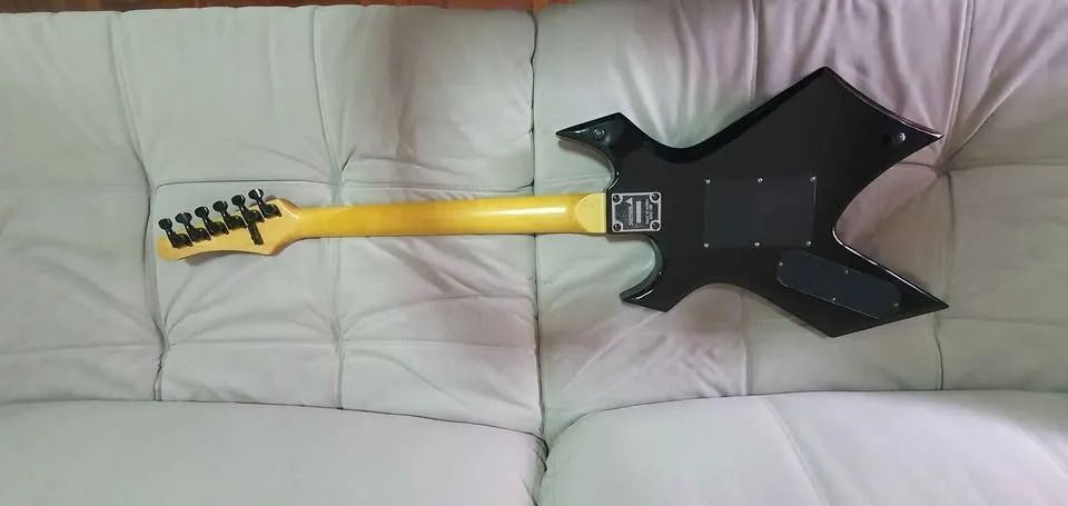 Guitarra Samick Warlock - Foto 3