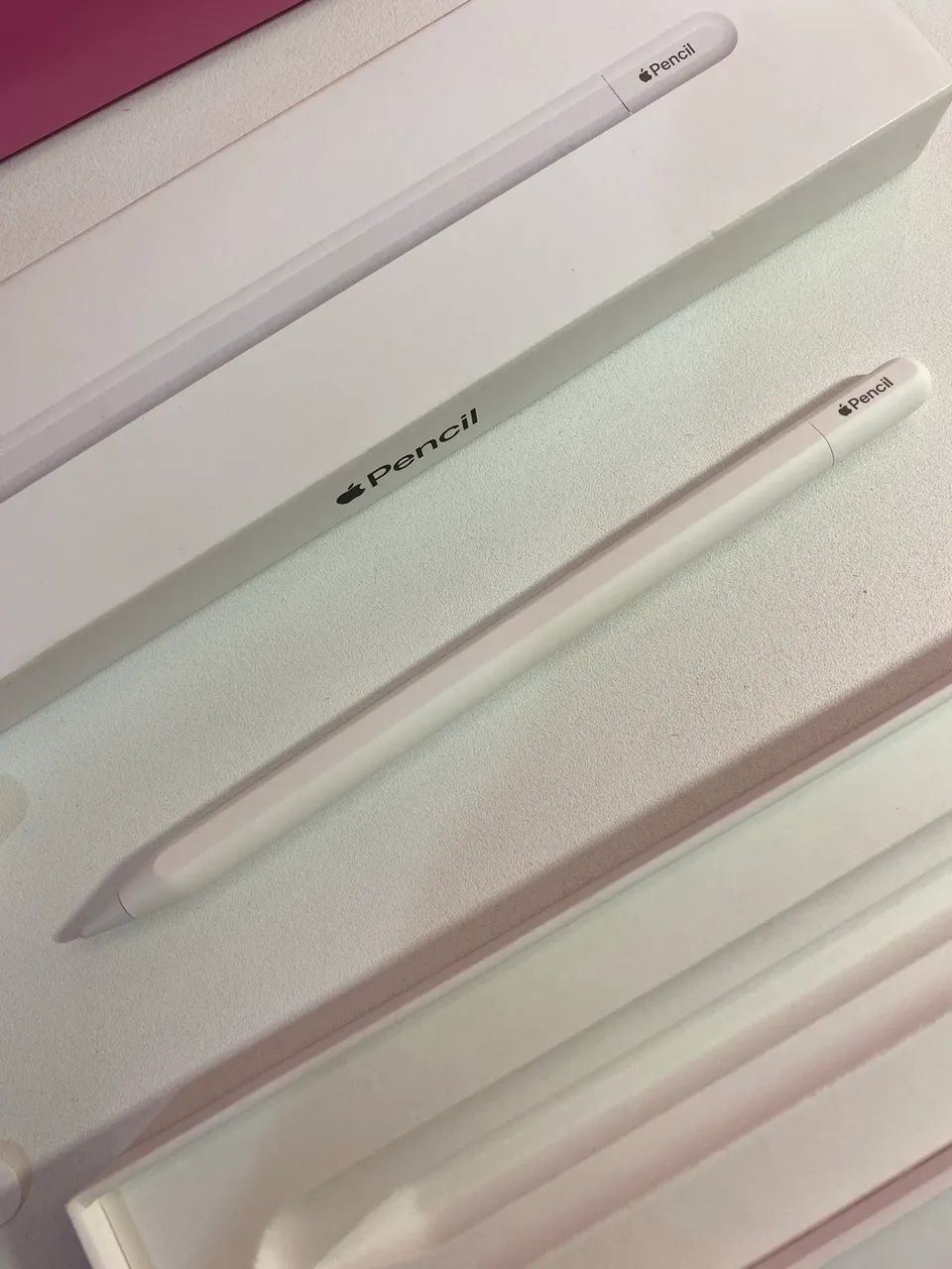 Apple Pencil USB-C - Periféricos e Acessórios de Computador