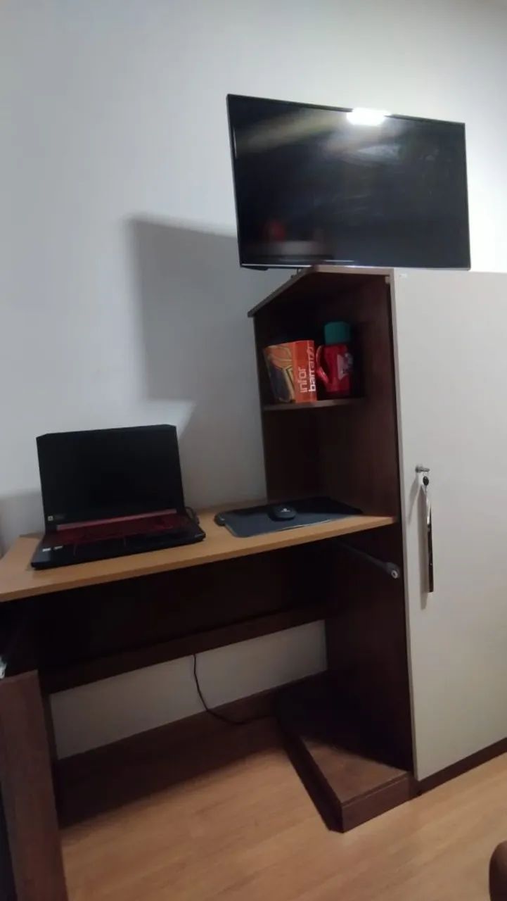 Mesa com armário para estudos/trabalho - Foto 4