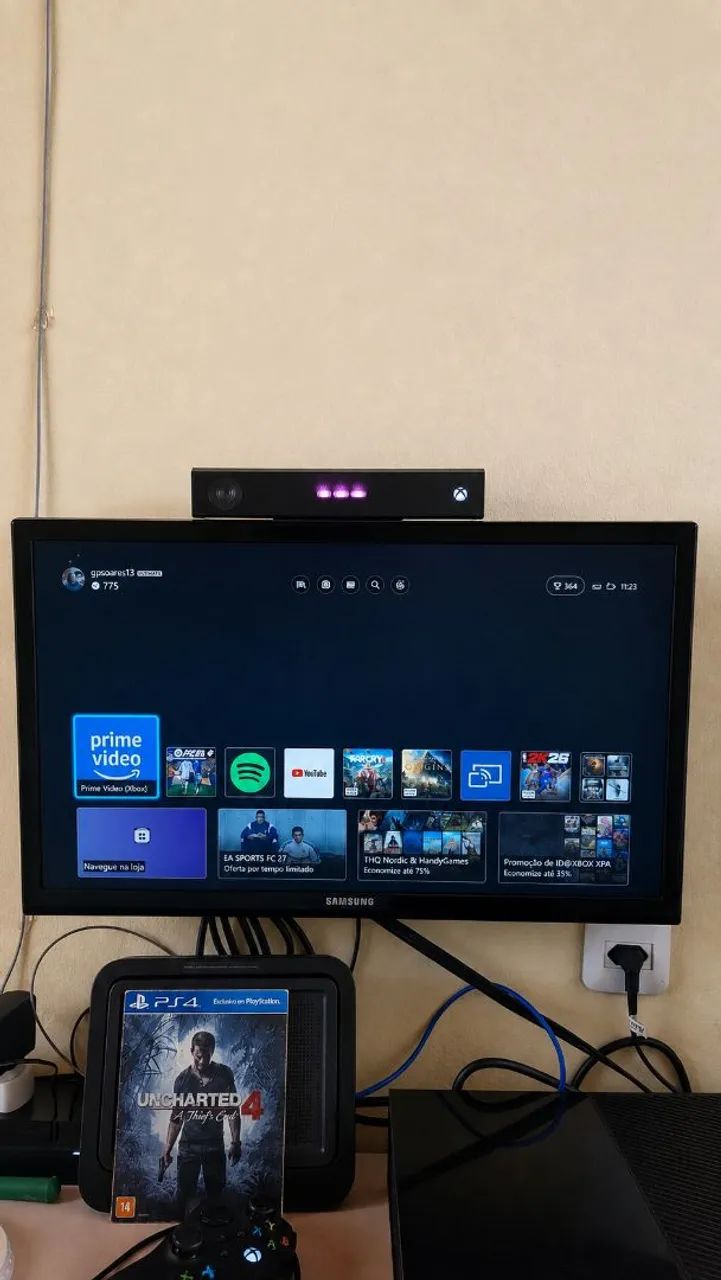 Tv samsung 20 polegadas,com suporte!