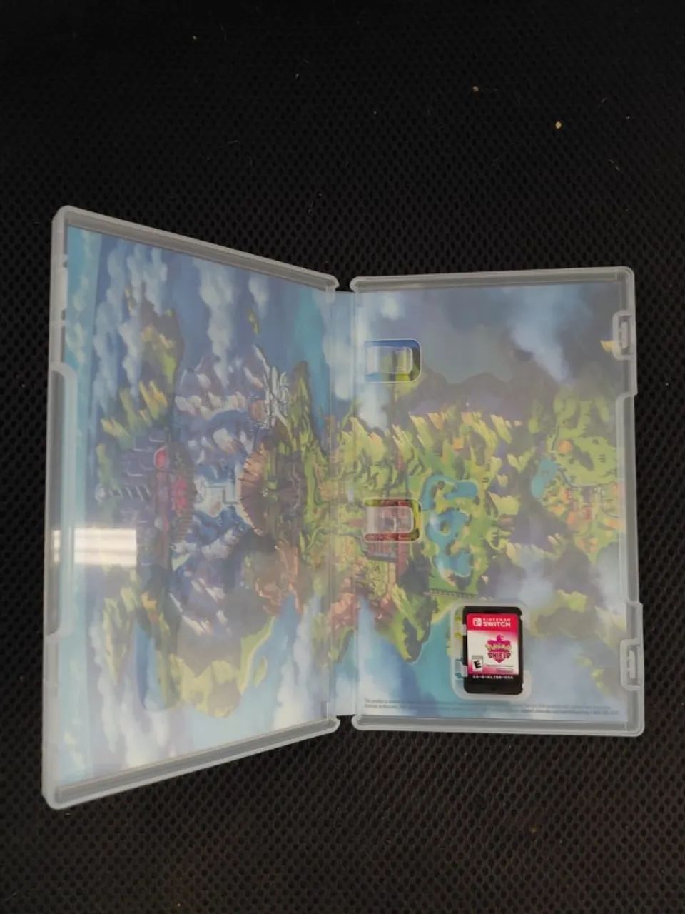 Pokémon Shield - Nintendo Switch - Foto 2