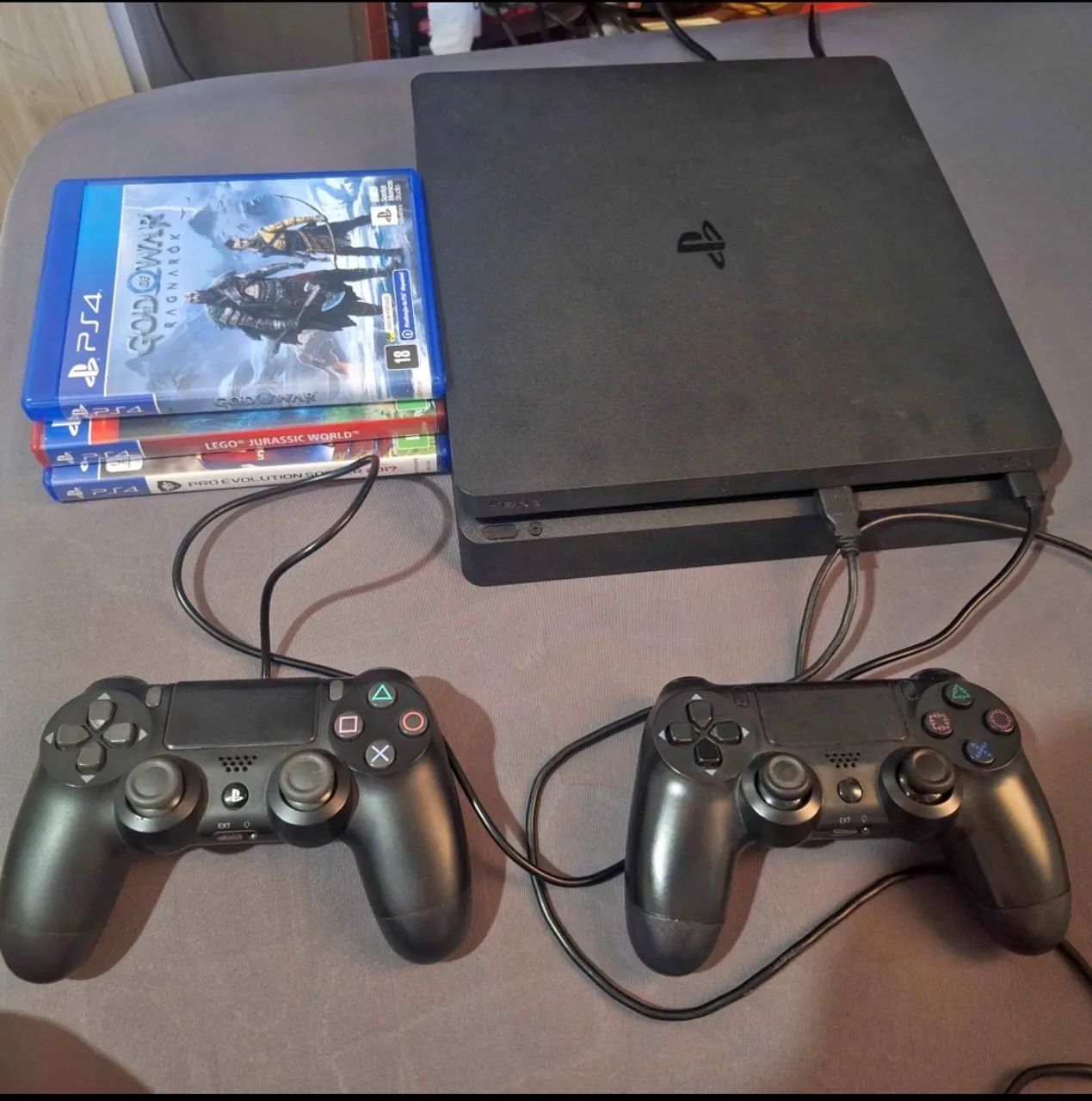 Ps4 slim 