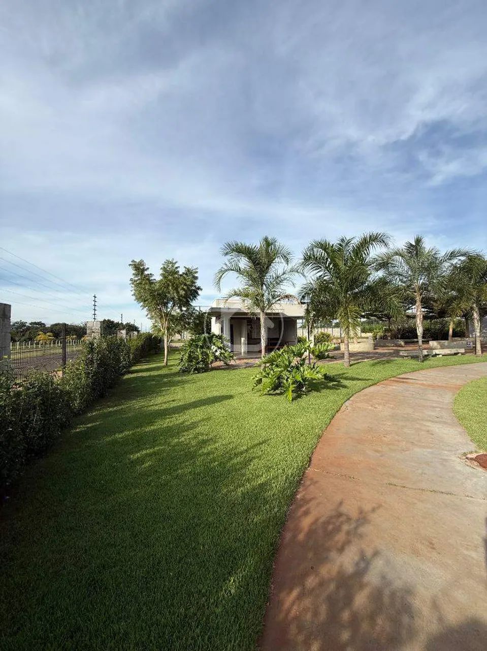 LOTE BEM LOCALIZADO
