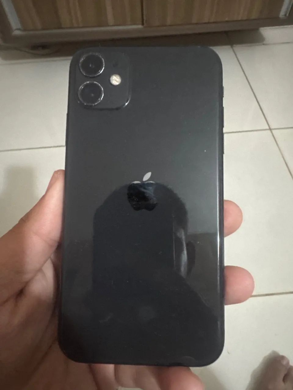 iPhone 11 138gb preto  - Foto 2