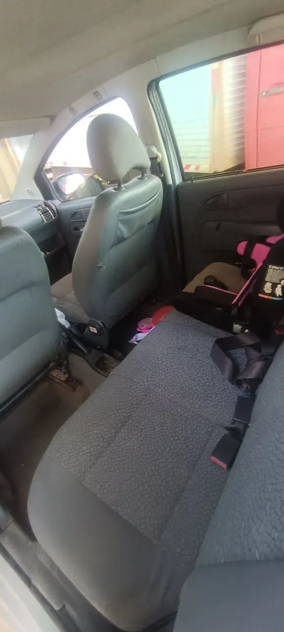 Volkswagen Fox Plus 1.6mi/ 1.6mi Total Flex 8V 4P 2005 - Foto 2