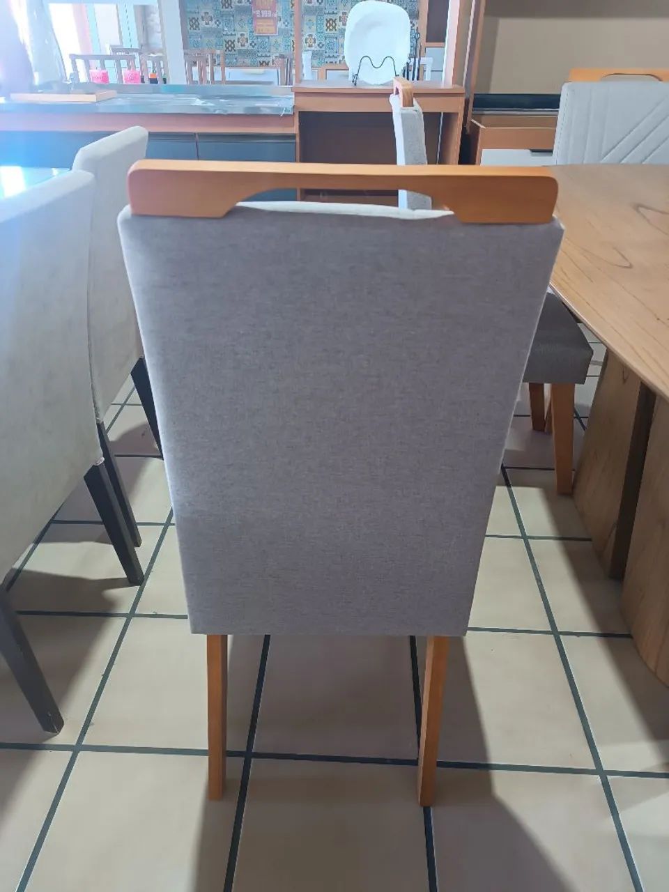 Mesa de Jantar Orgânica Com 6 Cadeiras (Novo) - Foto 5