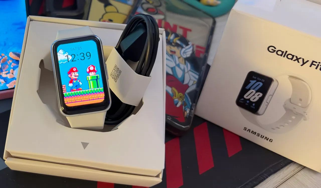 Smartwatch Samsung Galaxy Fit3 Display 1.6" Prata - Foto 5