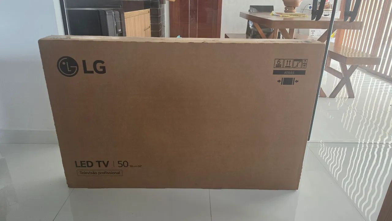 VENDO TV LED LG 50 POLEGADAS SMART 4K  LACRADA COM NOTA FISCAL E 1 ANO DE GARANTIA. - Foto 5