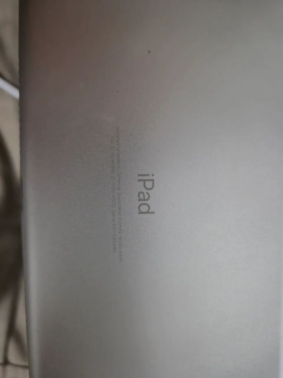  LOTE 2 iPads Apple - PARA RETIRADA DE PEÇAS - Foto 3