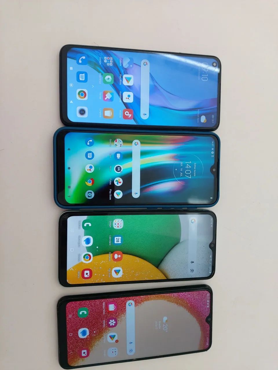 Vendo esses Celulares Funcionando perfeitamente. 