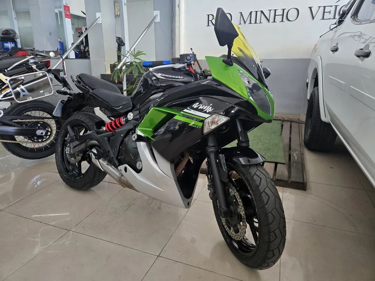 Kawasaki Zx-6r 636cc 2013 - 1498701269 | OLX