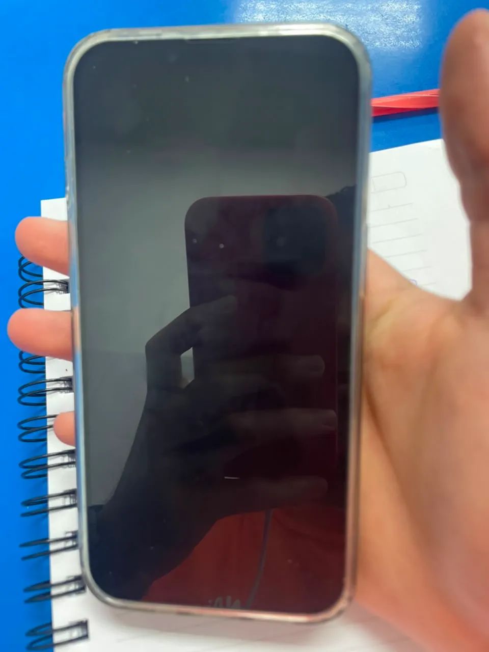 iphone 13 novinho 128gb azul - Foto 2