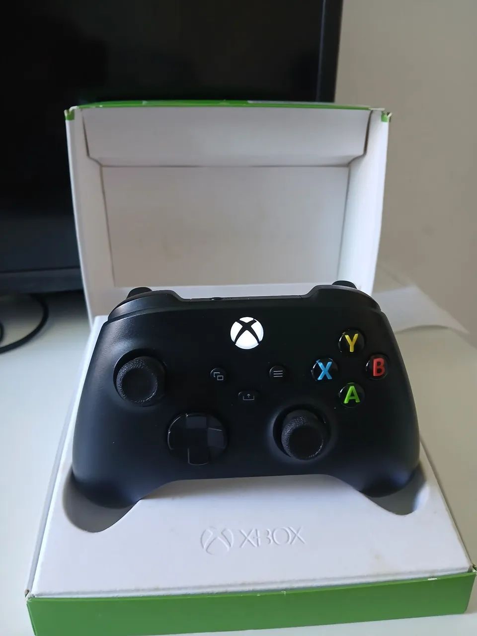 Controle Xbox Series X|S Bluetooth Wireless e com Fio - Foto 4