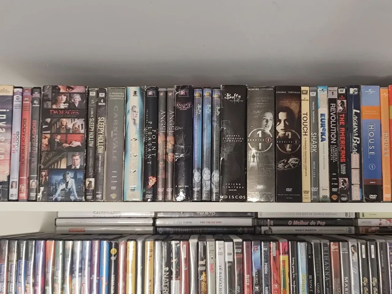 Vendo minha coleção de séries  - Foto 3