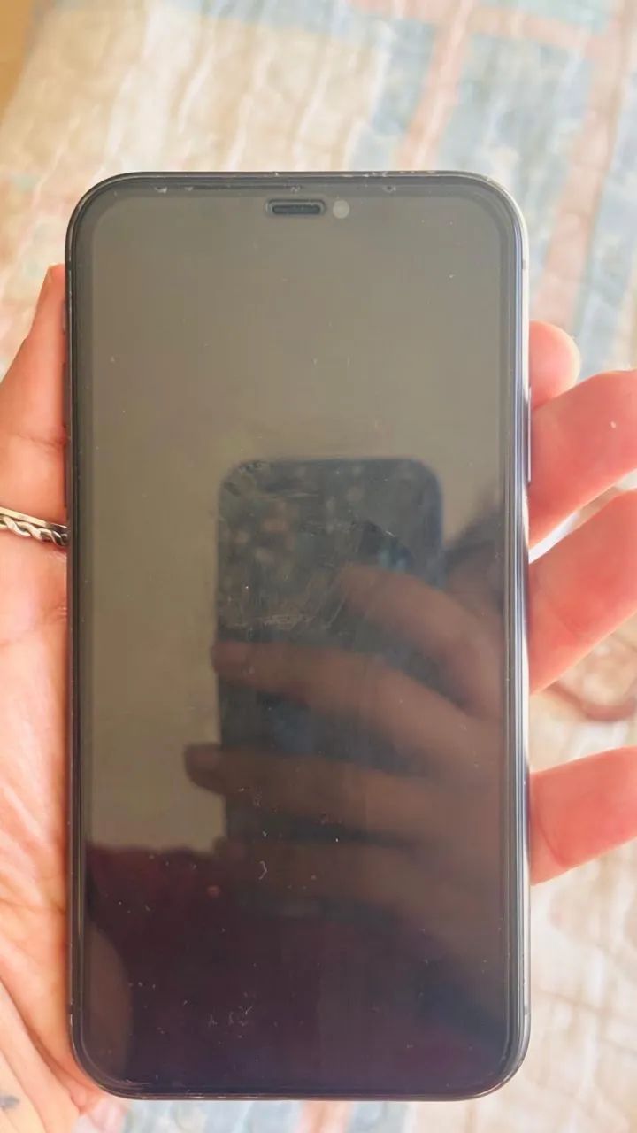 iphone 11 (semi novo) - Foto 4