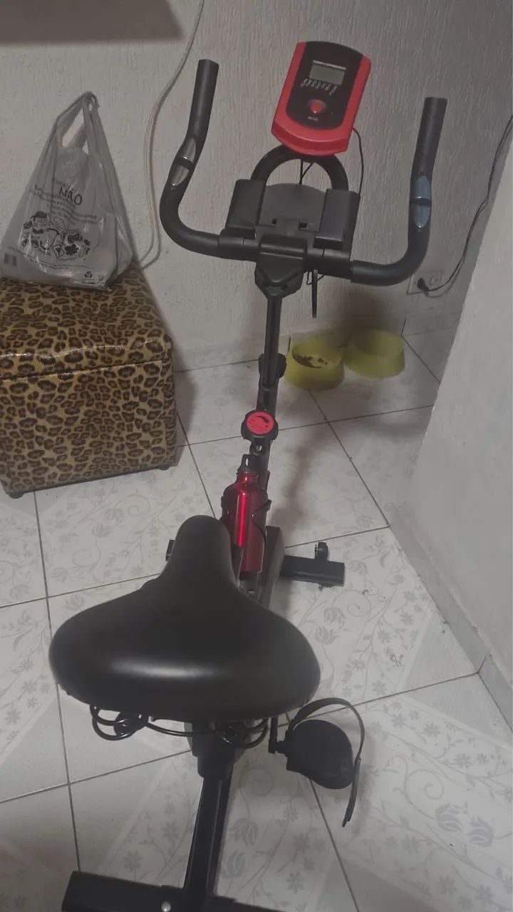Bicicleta para exercícios 