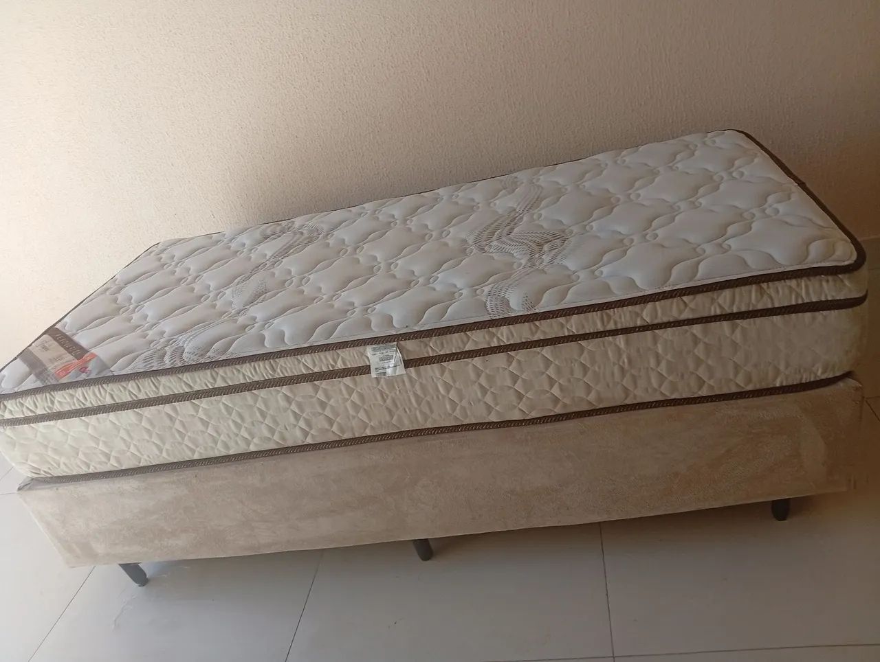 Vendo cama solteirão 