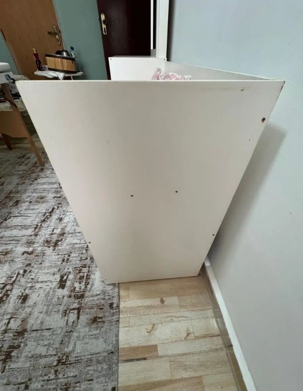 Vendo conjunto infantil de penteadeira,banco acoplado e banqueta de madeira  - Foto 3
