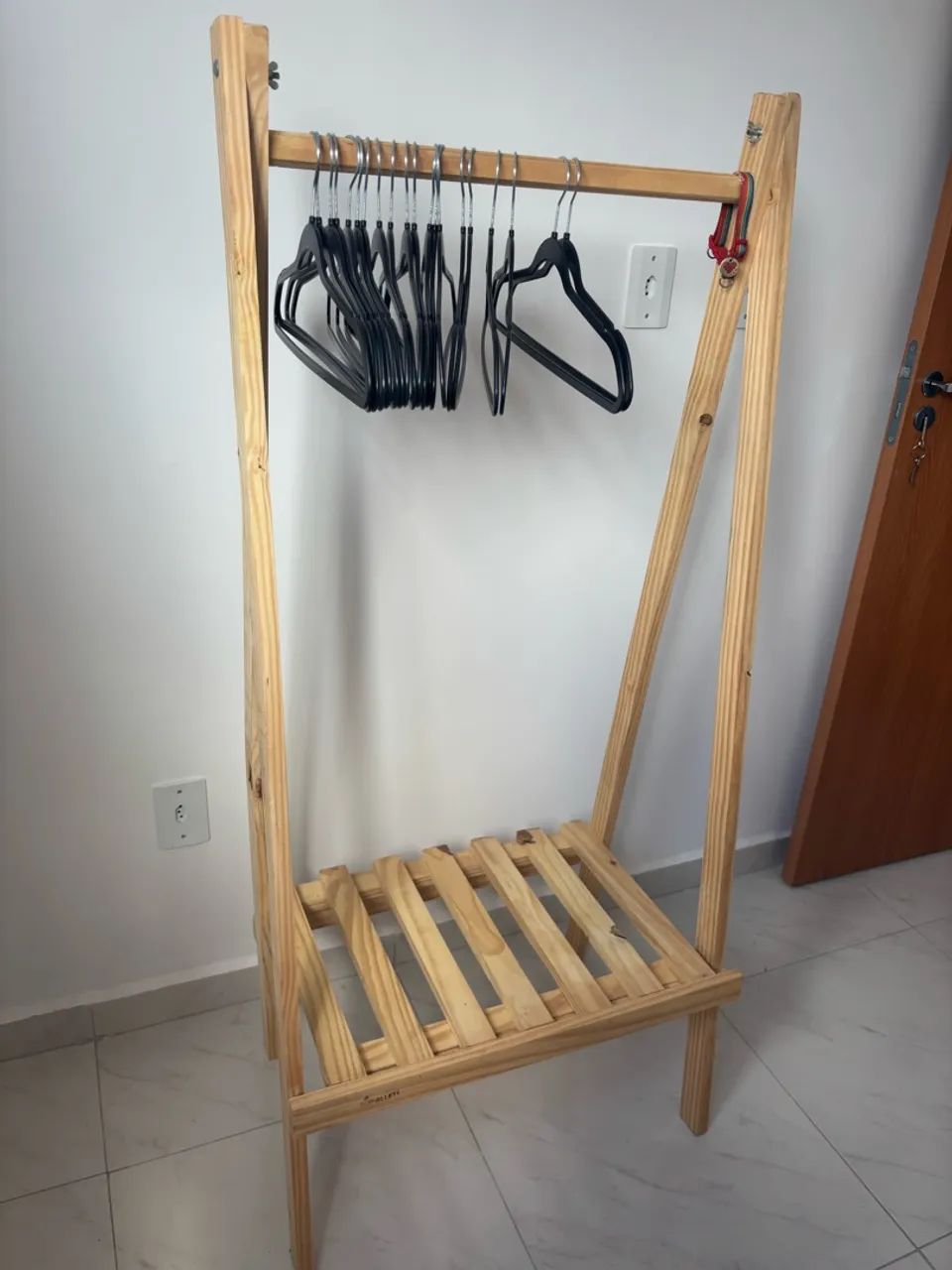 vendo arara cabideiro - Foto 2