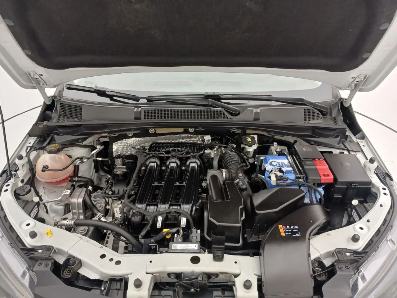 Chevrolet Onix Hatch 1.0 12V Flex Mec. 4P, foto 10 de 18