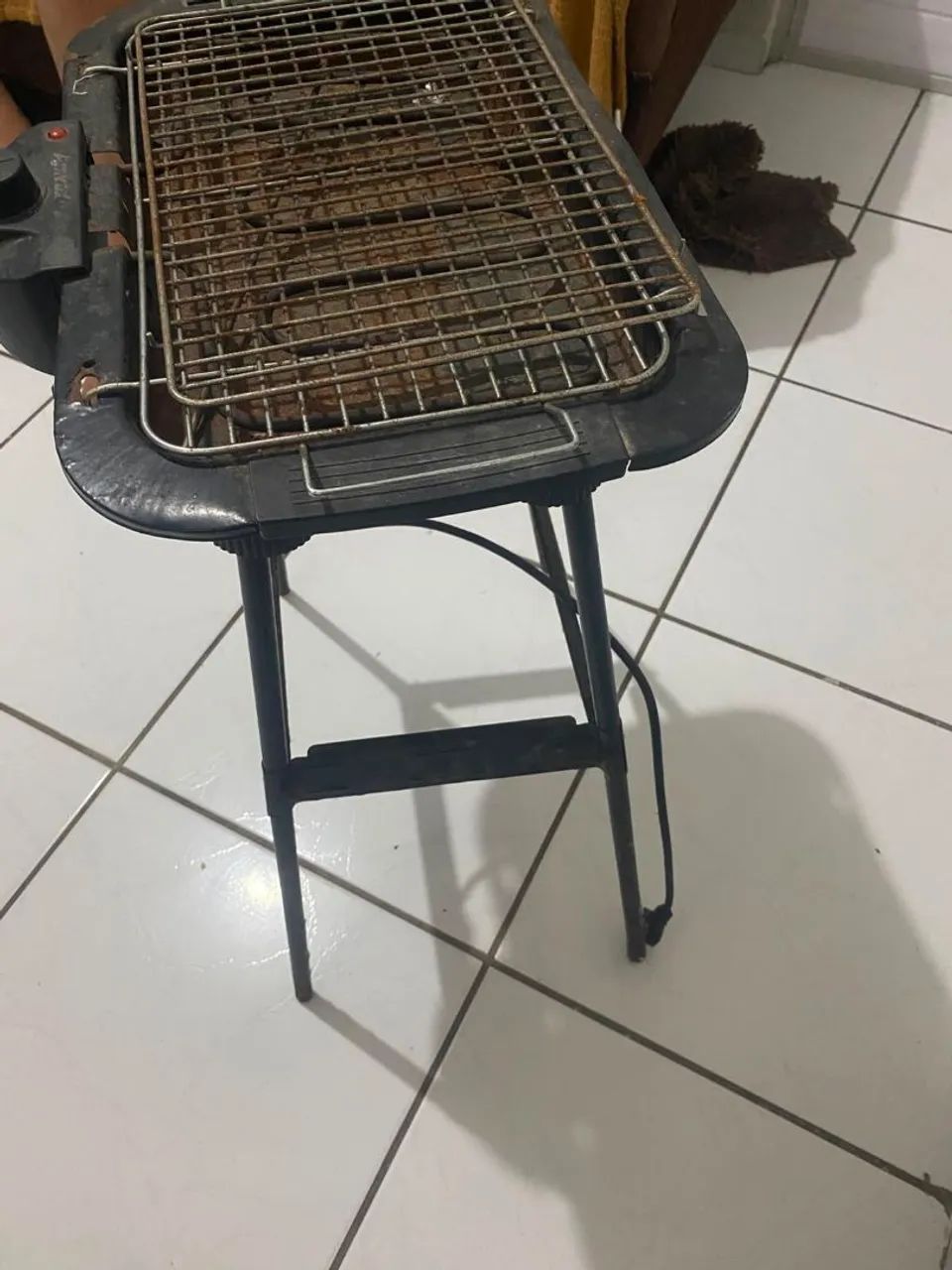 Vendo churrasqueira elétrica  - Foto 2
