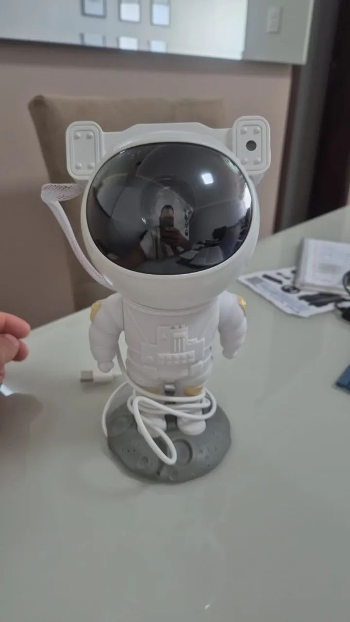 Luminária Galáxia Projetor de Luz Astronauta Multi efeitos