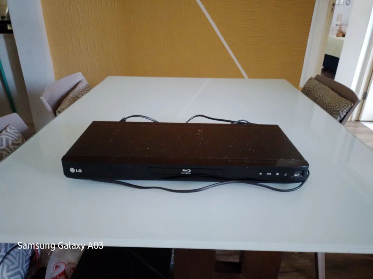 Blu-ray Player LG modelo BP550