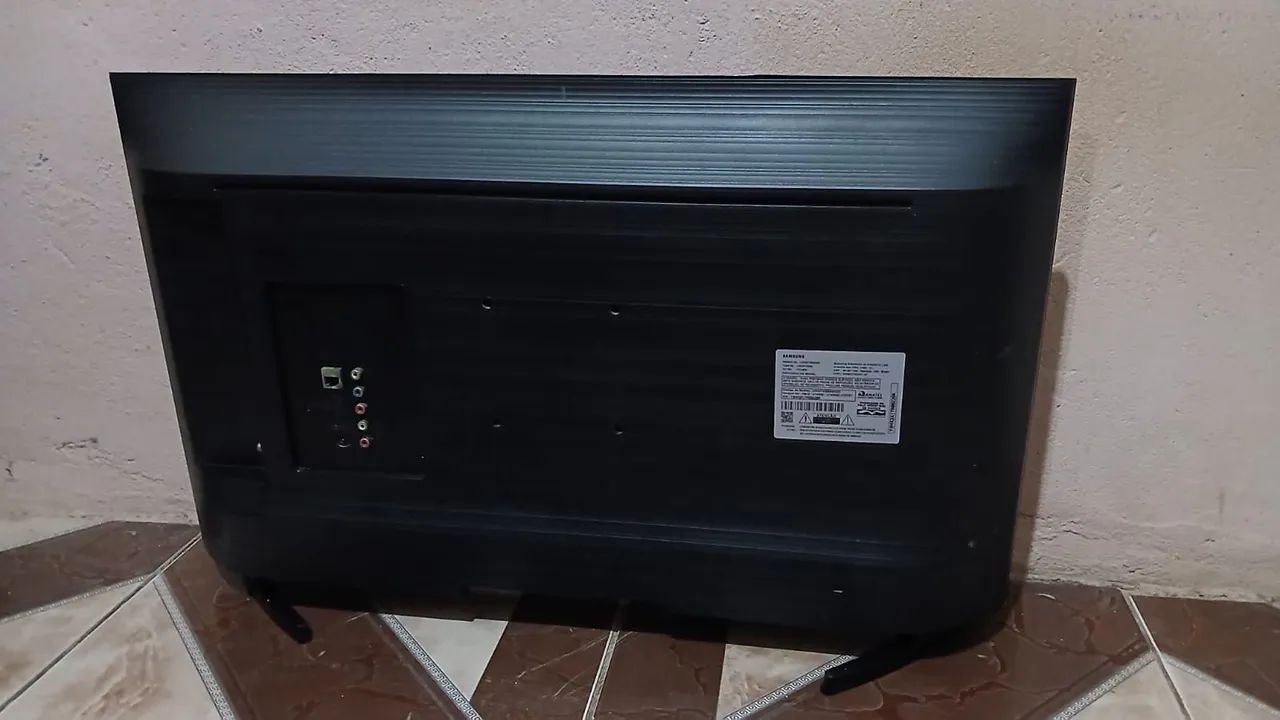 Vendo TV Samsung 32 Polegadas Para Retirada de Peças/ Conserto - TELA OK  - Foto 2