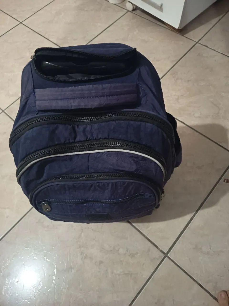 Mochila azul marinho 