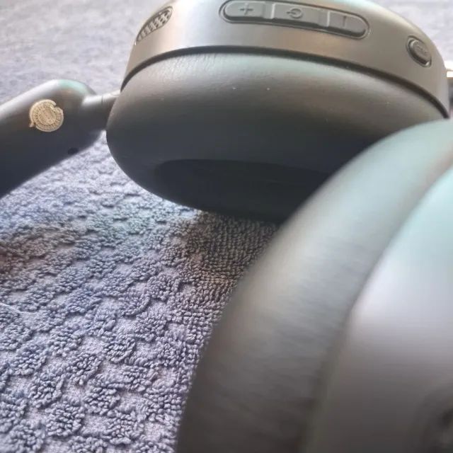 Headphone Havit H655BT na caixa - Foto 4