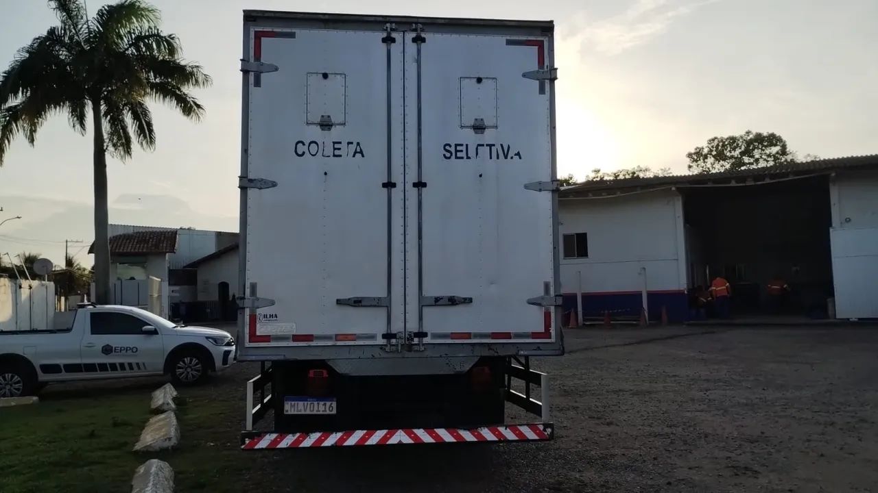 Caminhão Cargo 816 - Foto 4